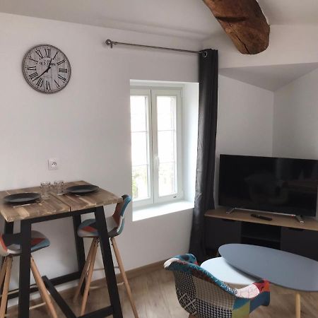 Le Petit Sault - Super Studio Refait A Neuf Proche Des Commerces Naionaln3 Royat Buitenkant foto
